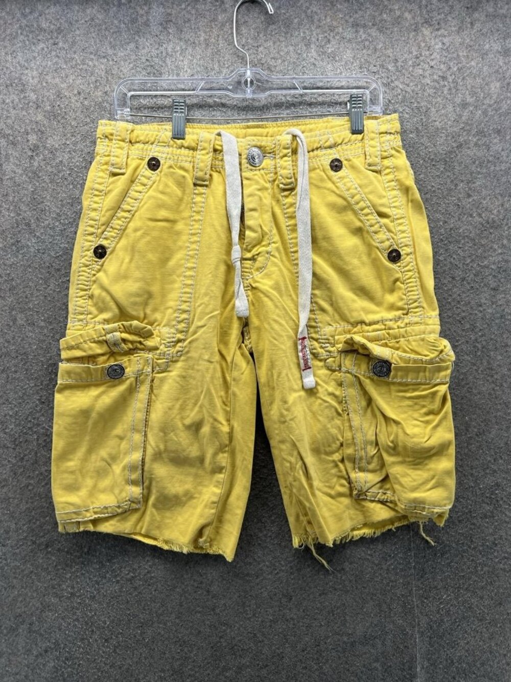 True Religion Shorts Mens 28 Yellow Cargo Drawstring Distressed Paratrooper Y2K